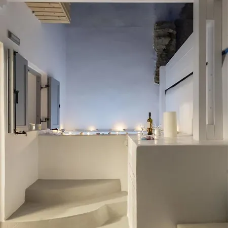 In Heart House - Naousa, Paros