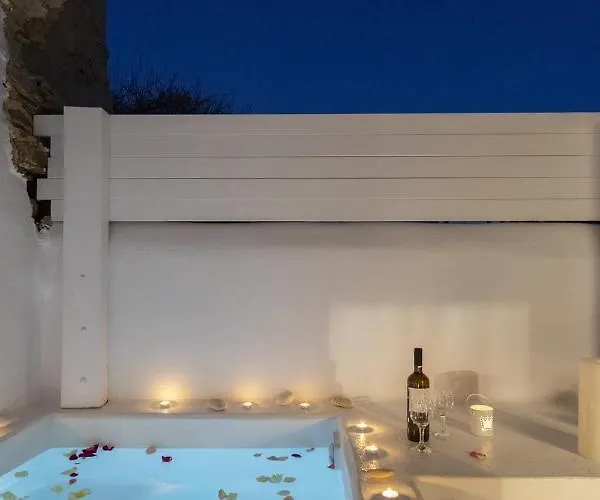 In Heart House - Naousa, Paros