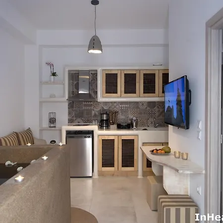 In Heart House - Naousa, Paros