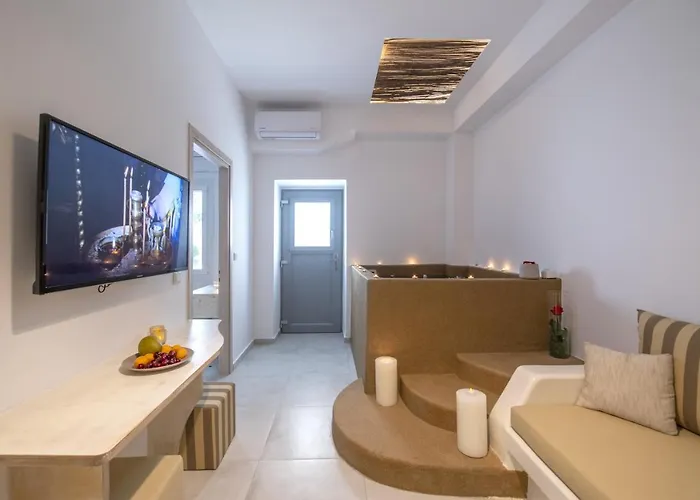 In Heart House - Naousa, Paros *